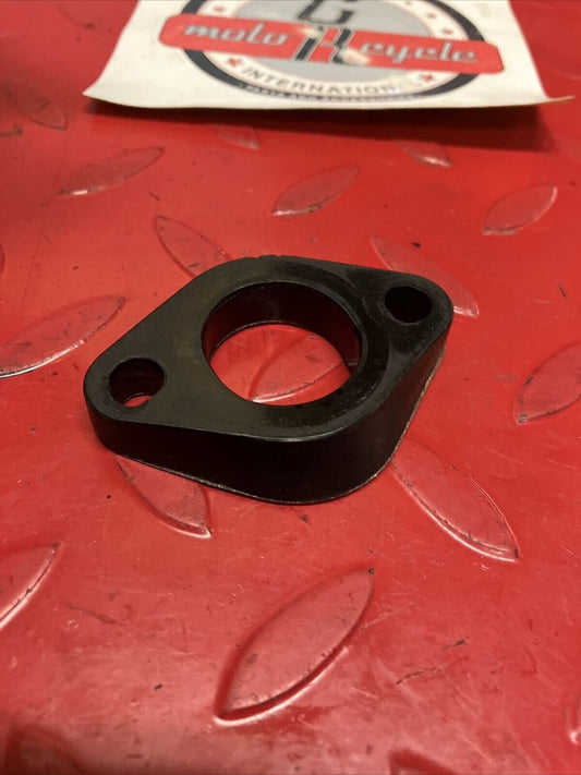Suzuki TC125 1972 intake manifold carburetor insulator joint