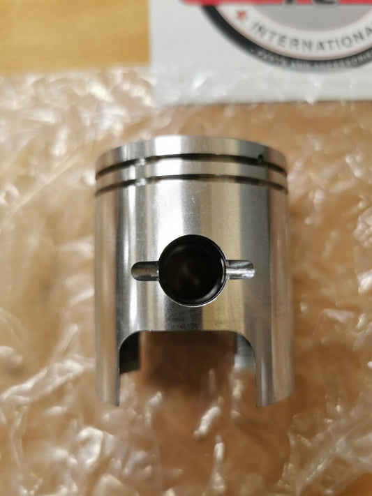 NOS Kawasaki S2 1972 1973 PISTON STD 13001-043 K5