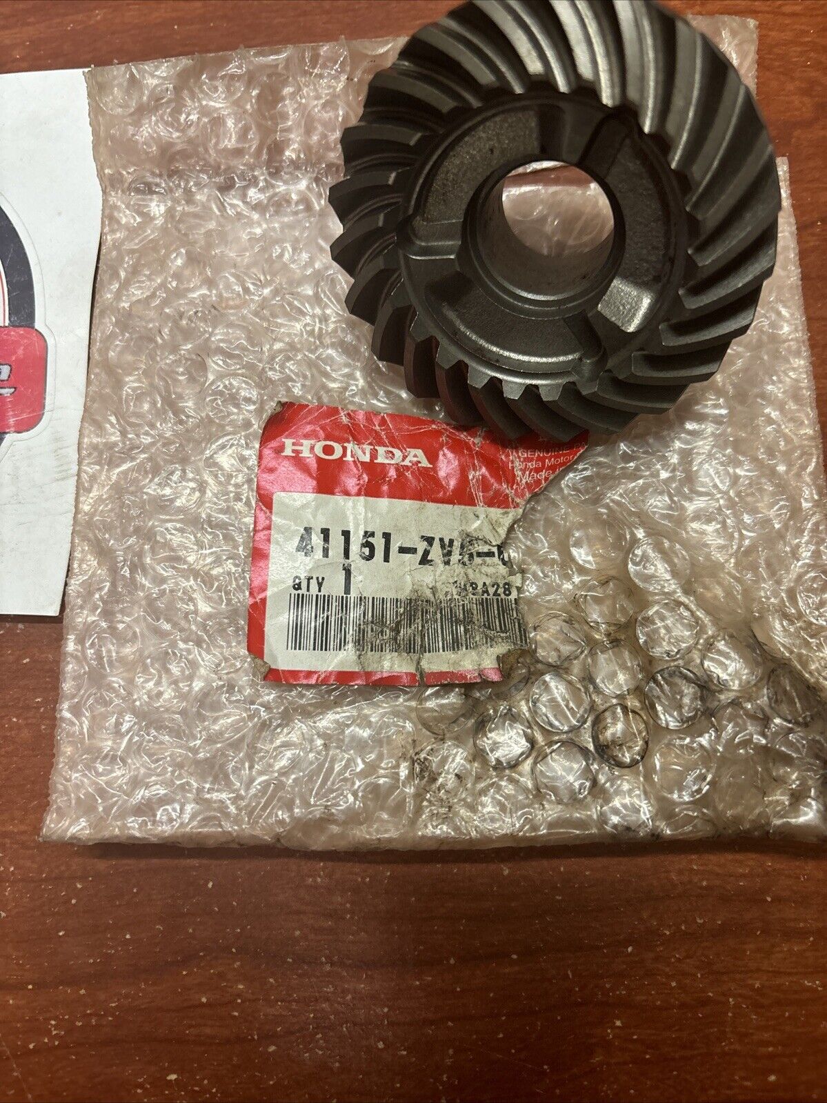 NOS Honda BF35 BF40 BF45 BF50 REAR BEVEL GEAR 41151-ZV5-000 SUB H179