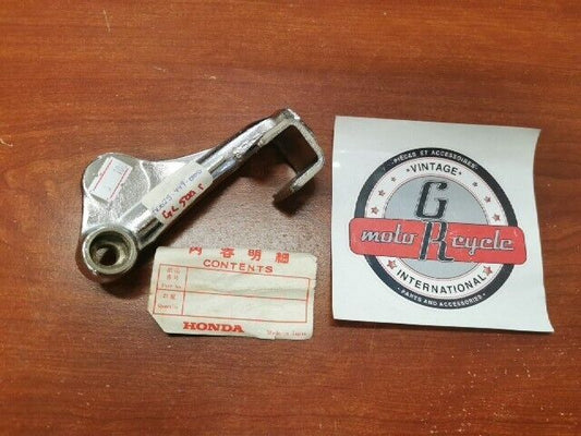 NOS Honda CX500C GL400C GL500C LEFT STEP ARM 50625-449-000 H84