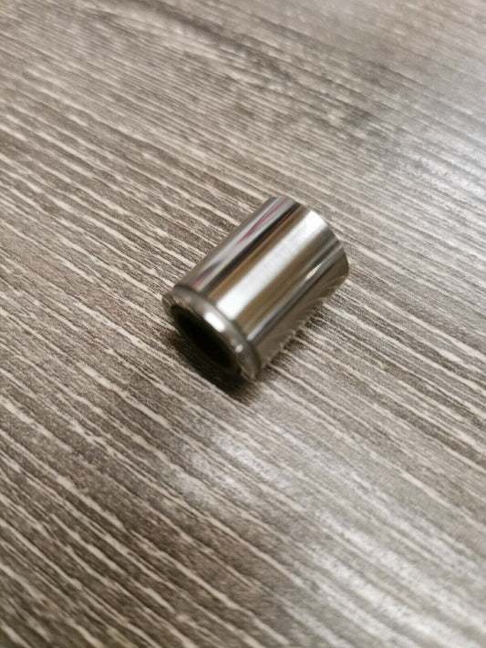 NOS YAMAHA COLLAR  8R9-17645-00 Y57