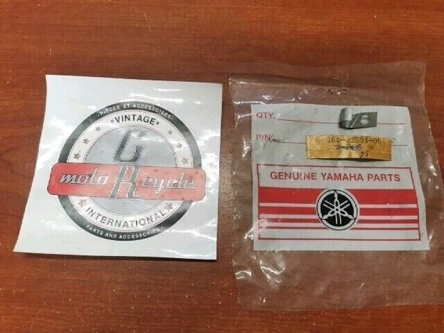 NOS Yamaha CLAMP 164-82594-00-00 SUB 90462-05012-00 Y162