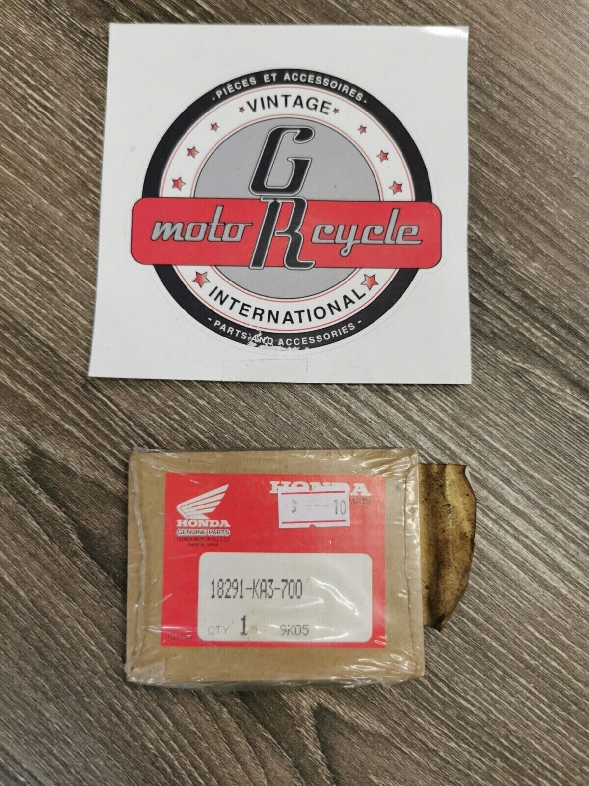 NOS HONDA CR125R 1982 1983 GASKET EX  PIPE JOINT 18291-KA3-700 H49