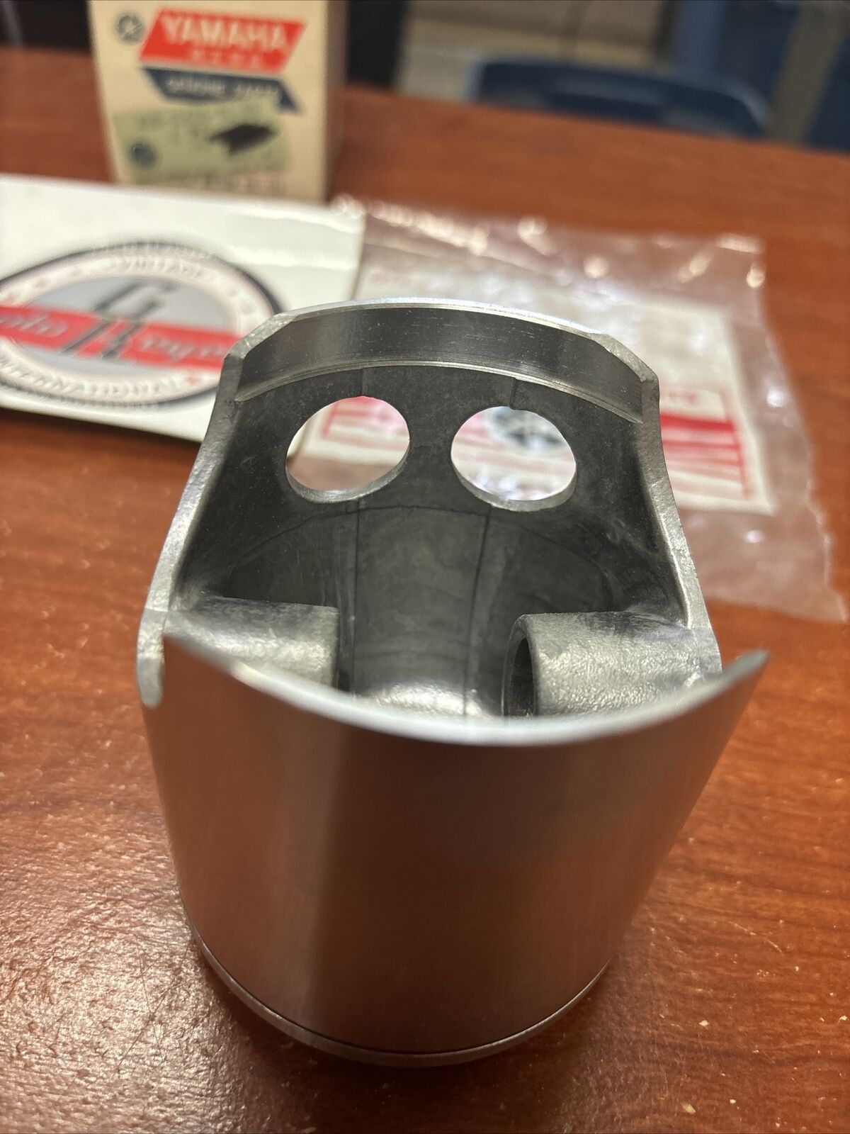 NOS Yamaha DT250 TY250 PISTON STD 0.98 438-11631-01-98 SUB 438-11631-01-96 Y175