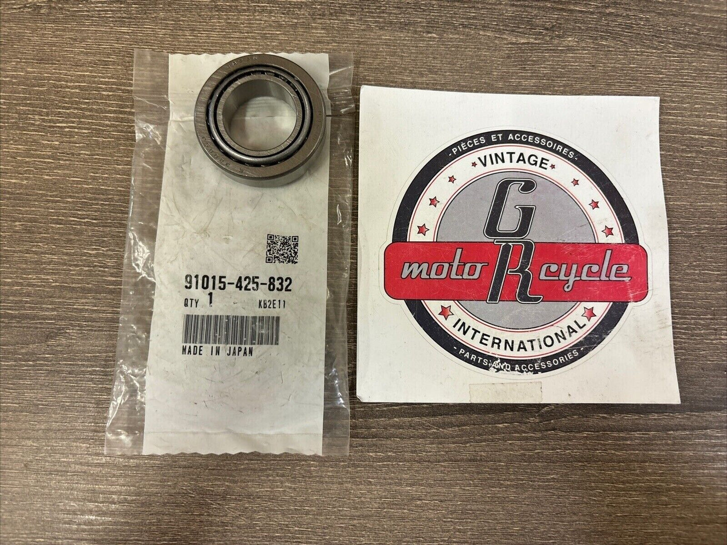 NOS Honda ATC250 R CB1100 CB750 CB900 HEAD PIPE BEARING 91015-425-832 H127