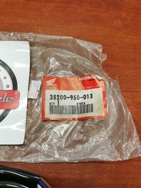 NOS Honda 1981 - 1984 FL250 HEADLIGHT LIGHTING SWITCH 35200-950-013 H73