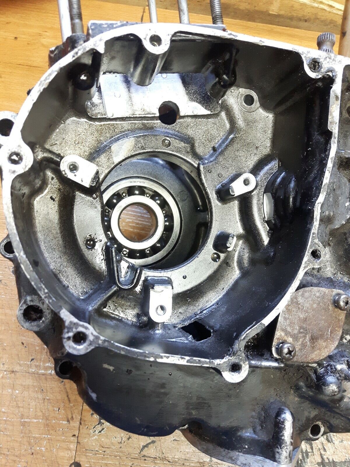 Kawasaki KLX125L 2003 crankcase crank cases  left right 2004 KLX125