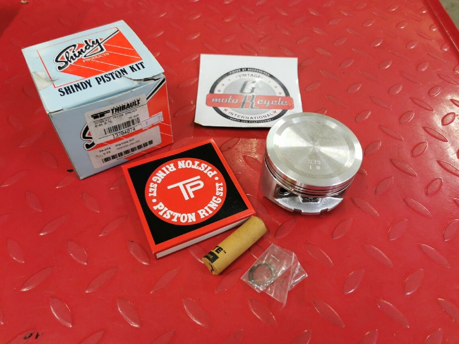 NOS SHINDY HONDA  TRX350 2000 - 2006  PISTON KIT 0.75   04-074  J13