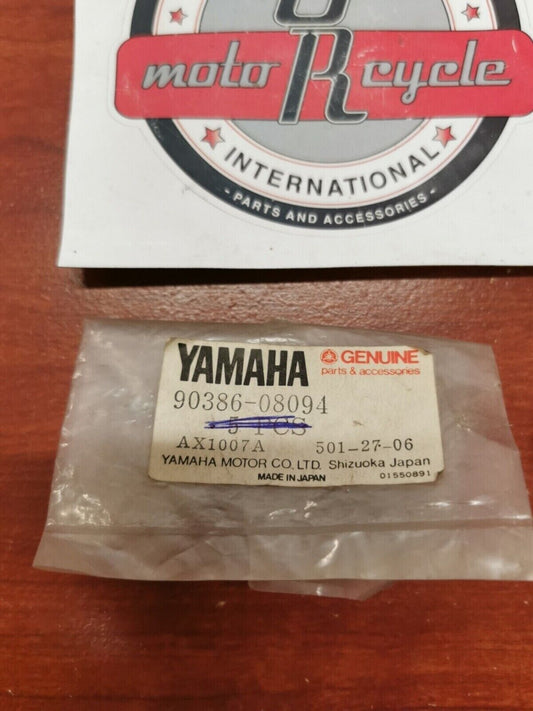 NOS Yamaha XS650 XS1100 XV750 XV920 XJ650 SPECIAL NYLON BUSH 90386-08094-00 Y100