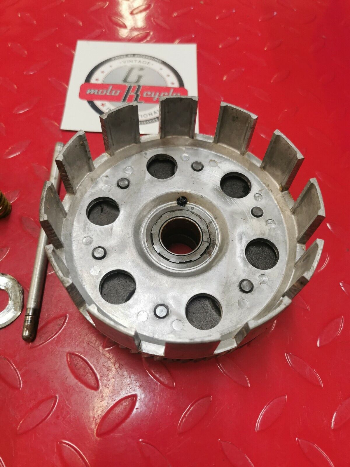 Honda MT250 1975 clutch basket pressure plate MR250 1974 1976 22100-358-000