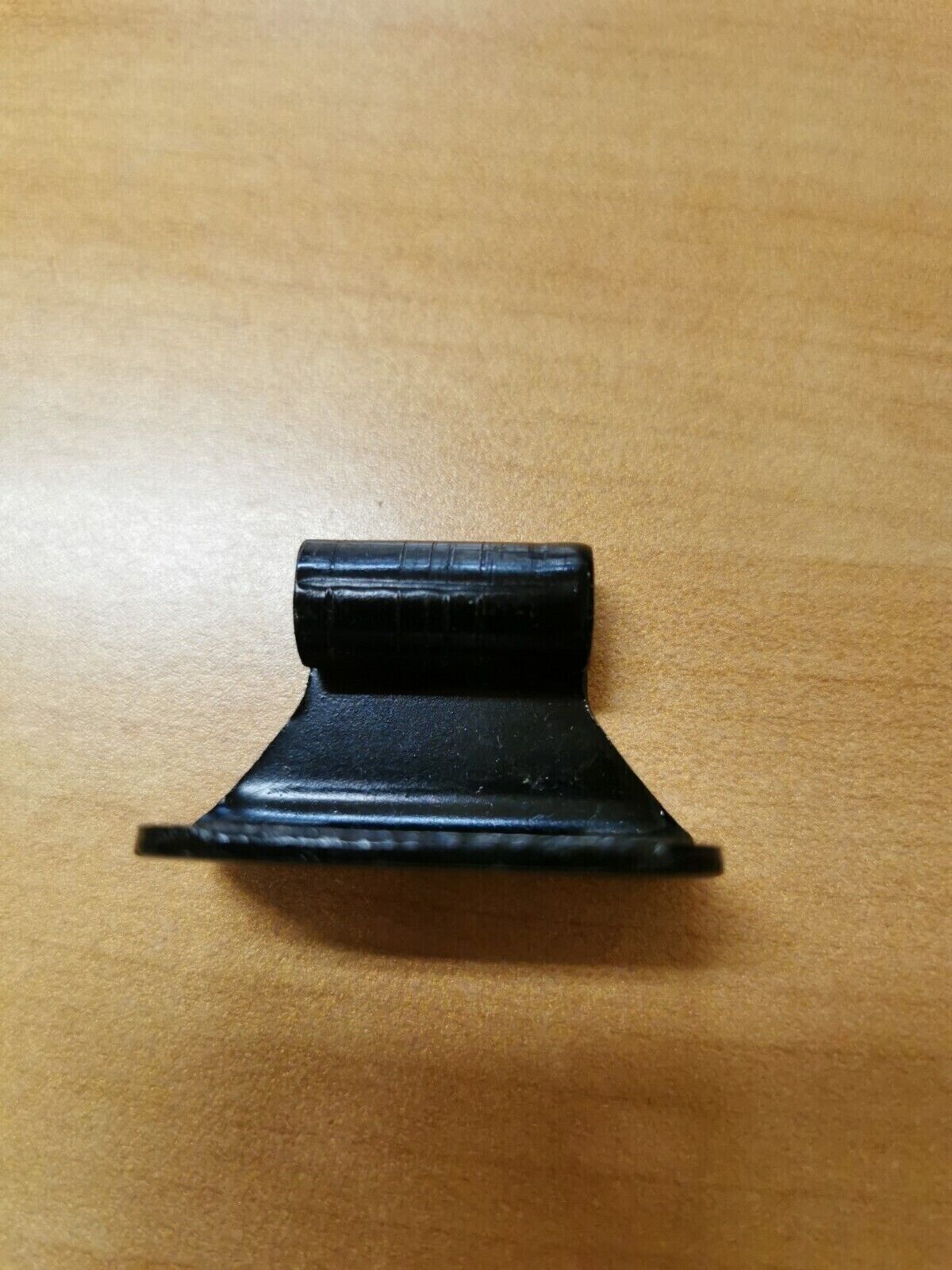 NOS HONDA CB750 HINGE SEAT 77201-300-010 H20