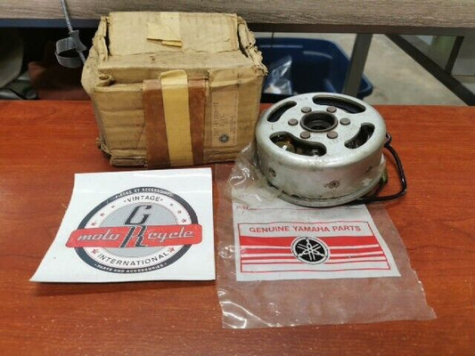 NOS Yamaha GT1 GT80 FLYWHEEL MAGNETO 367-81300-21-00 SUB 1T0-81300-20-00 Y171