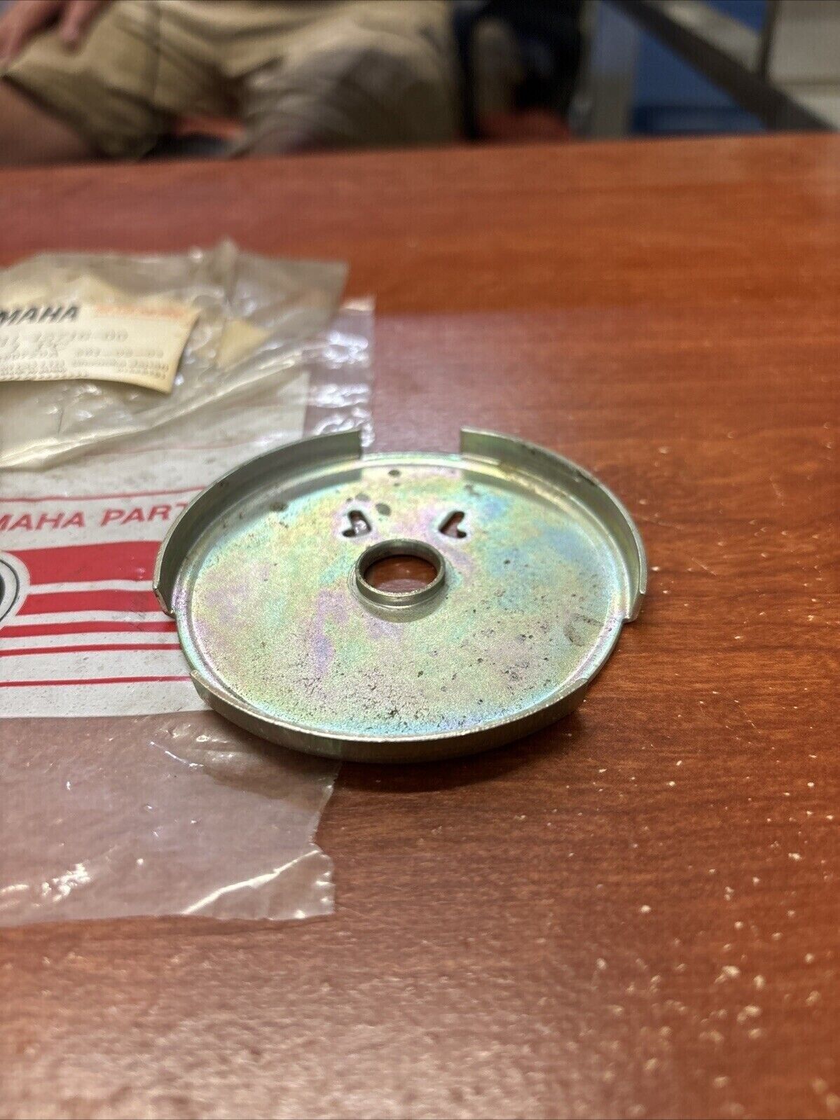 NOS Yamaha EX440 SL338 DRIVE PLATE 811-15716-00-00 Y180