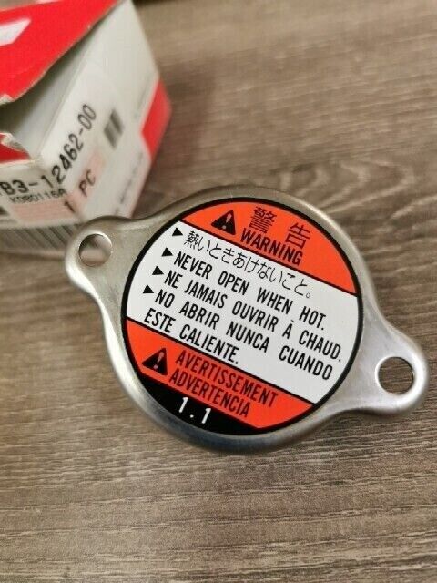 NOS YAMAHA XVZ13T TDM850 VMX12R FJR1300S CAP  RADIATOR 1B3-12462-00-00 Y104