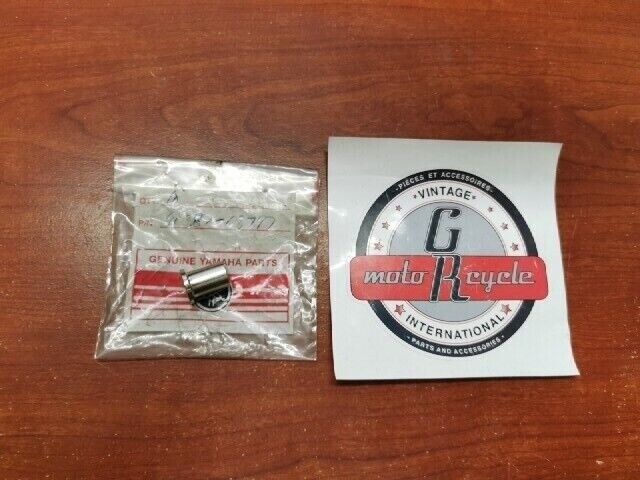 NOS Yamaha 1980 YT125G COLLAR (3X3) 90387-08797-00 Y111