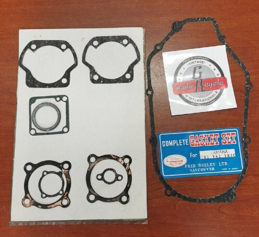 NOS Yamaha YR1 YR2 YR2C INCOMPLETE GASKET KIT SET 2 Y74