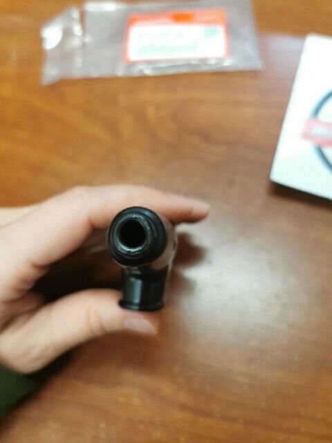 NEW NOS Honda CR80R CR125R CR250R CR500 HANDLEBAR LEVER COVER 53177-430-000 H103