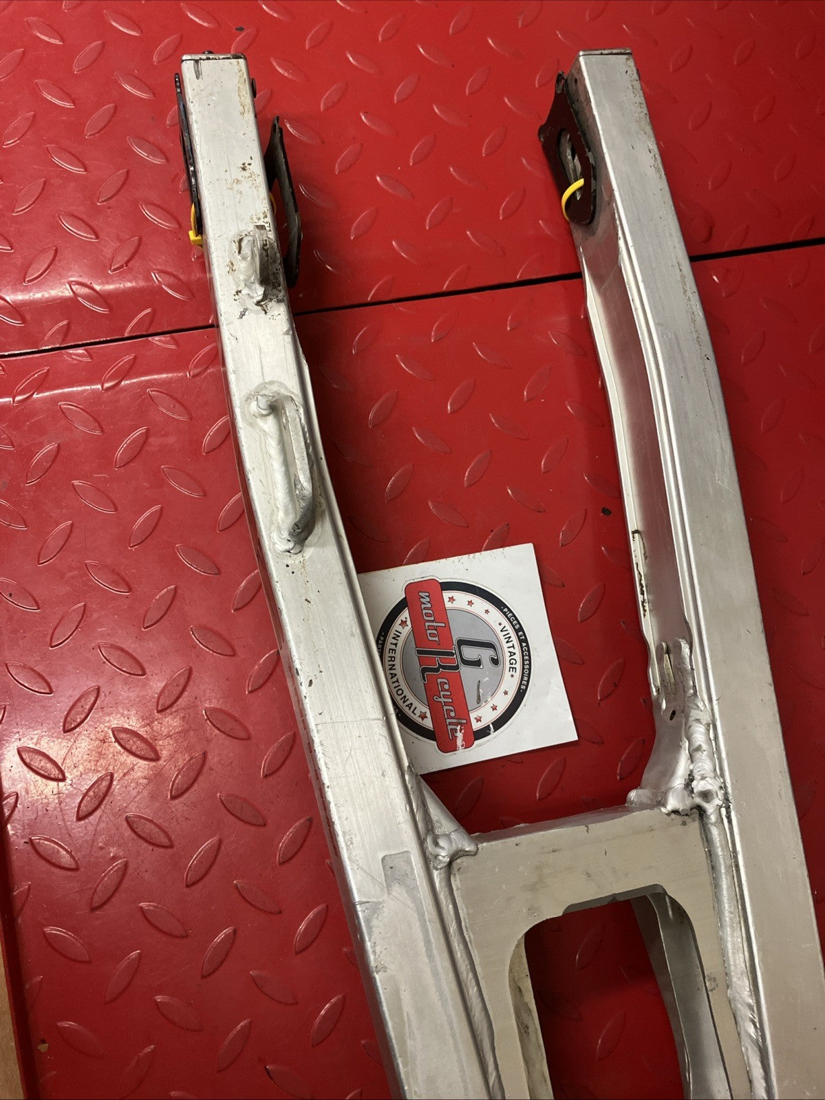 Honda CR250R 1984 Swingarm rear swinging arm 3