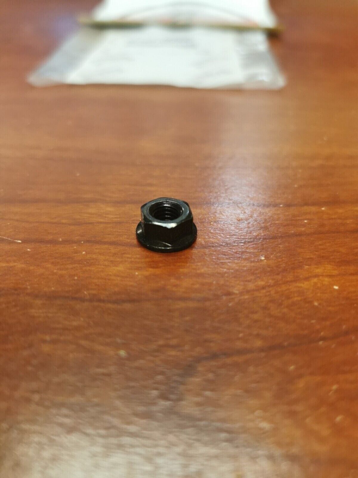 NOS Yamaha YS240 YG2800 EF2800 EF2500 EF2600 FLANGE NUT 95707-06500-00 Y81