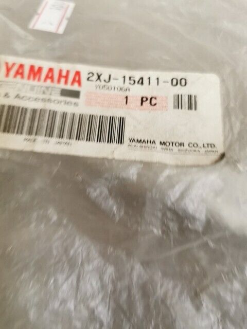 NOS YAMAHA ATV YFS200SEV  YFS200S YFS200K CRANKCASE COVER 2XJ-15411-00-00 Y104