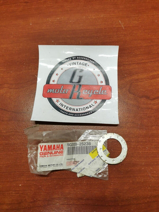 NOS Yamaha VX500 SJ700 VX600 EX570 WASHER 90209-25238-00 SUB. 90209-25325-00 Y93