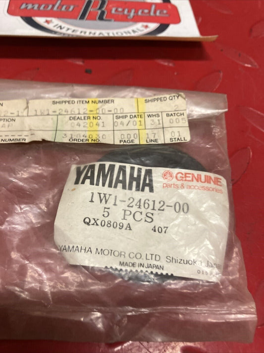 NOS YAMAHA FUEL TANK CAP GASKET 1W1-24612-00-00 Y65
