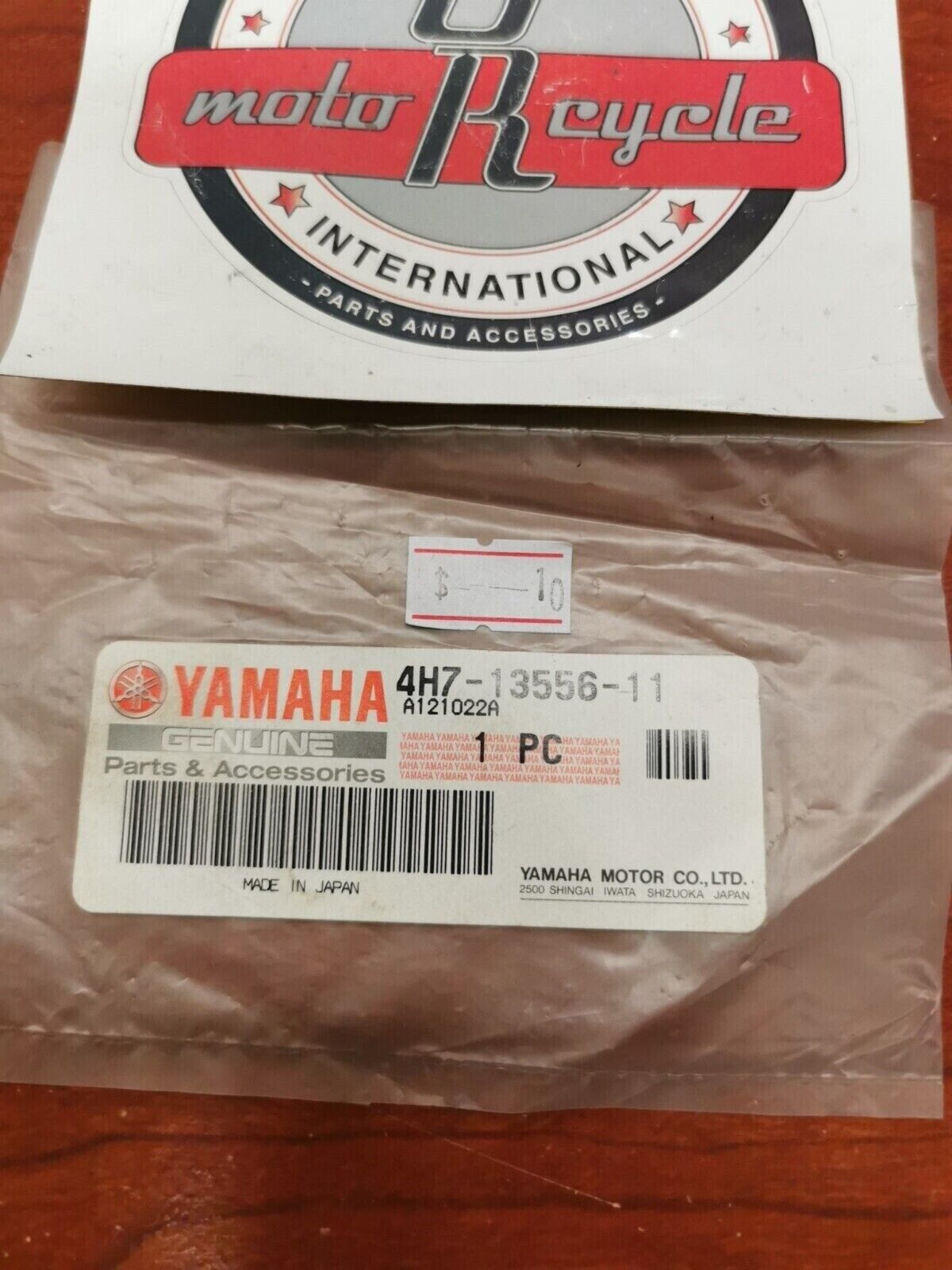 NOS Yamaha XJ650 XJ700 XJ750 MANIFOLD GASKET 4H7-13556-11-00 Y96