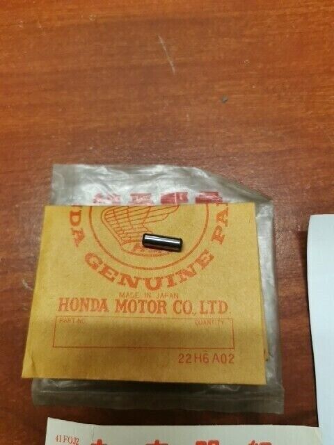 NOS Honda CB250 CB360 CB450 CJ360 CL450 ROLLER (3.9X12.5) 91101-283-020 H68