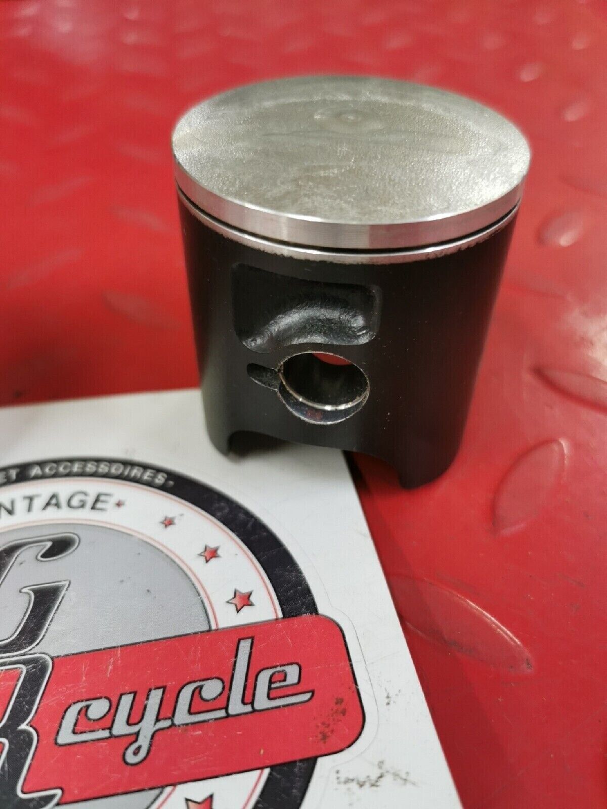 NOS HONDA CR125R 1987 PISTON 13101-KS6-702 SUB 13101-KS6-701  H38