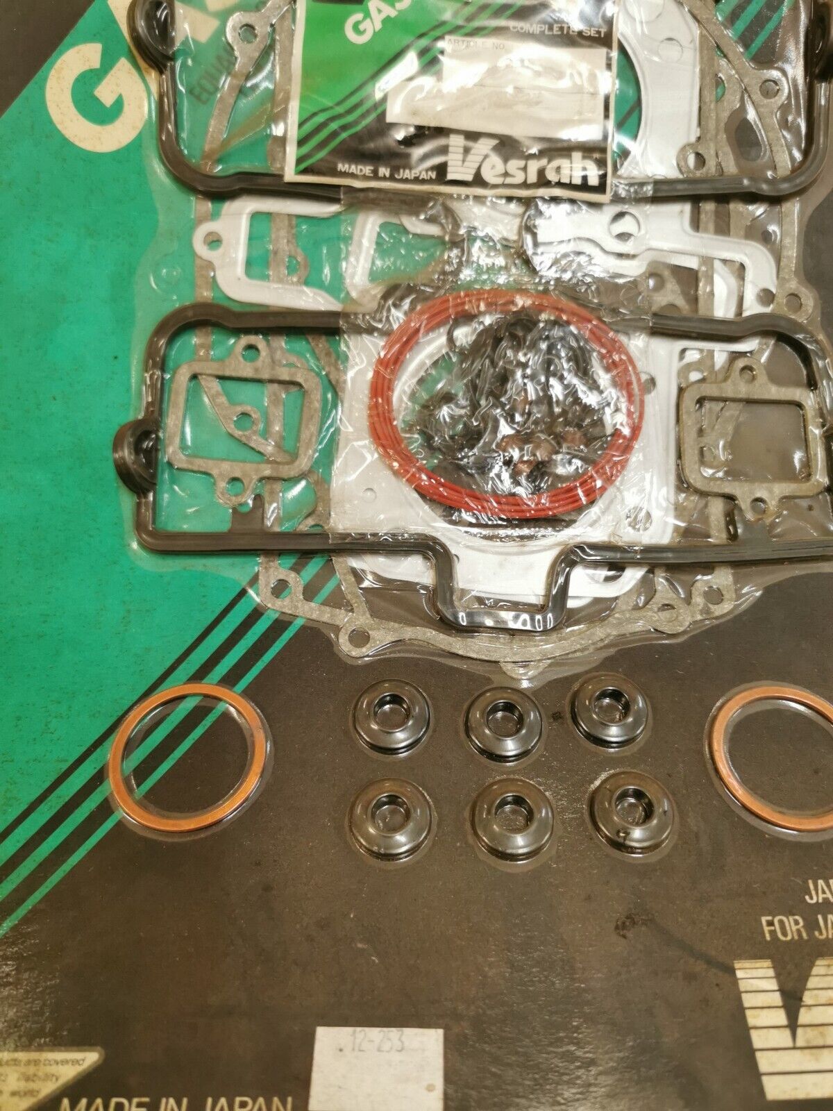 NOS Kawasaki EN450 1985 - 1990 GASKET KIT A+B VG-4020-M K1