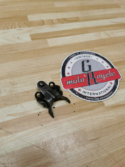 Honda CR250R 1985 exhaust power valve arm rocker holder 19321-KA3-740