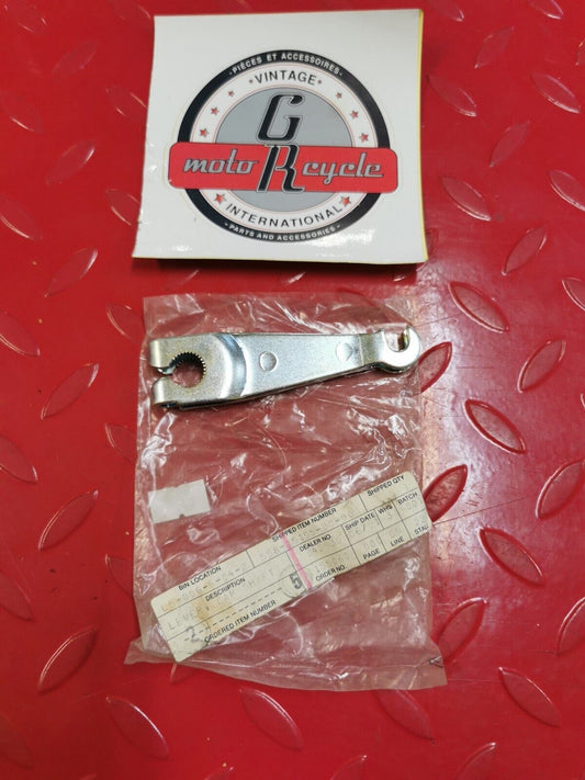 NOS YAMAHA LEVER CAMSHAFT 1 558-25155-00-00 SUPERCEDED 5H0-25155-00-00  Y30