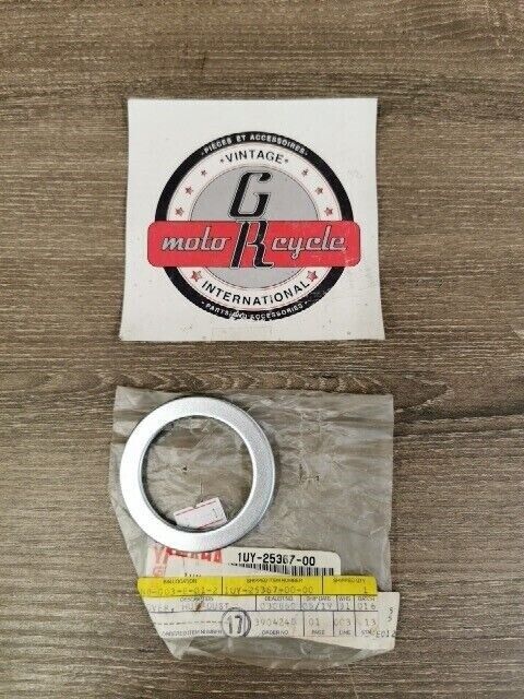 NOS YAMAHA YFM350XA 1990 YFM350XF YFM350XG COVER HUB DUST 1UY-25367-00-00 Y104
