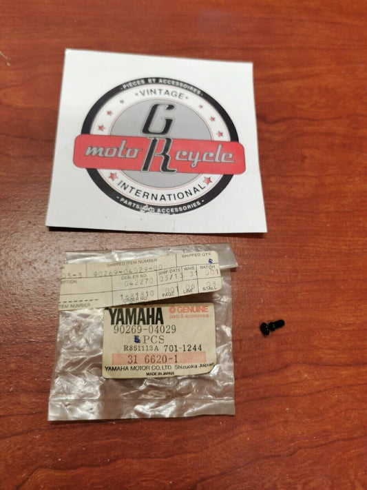 NOS Yamaha 1983 - 1986 CA50 1986 CE50ES SPECIAL SHAPE RIVET 90269-04029-00 Y69