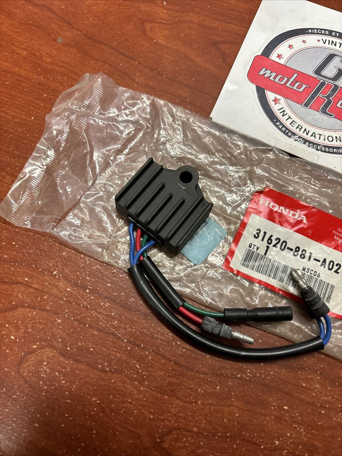 NOS Honda EM6000GP BF8 GX610 GXV390 RECTIFIER 31620-881-A02 H177