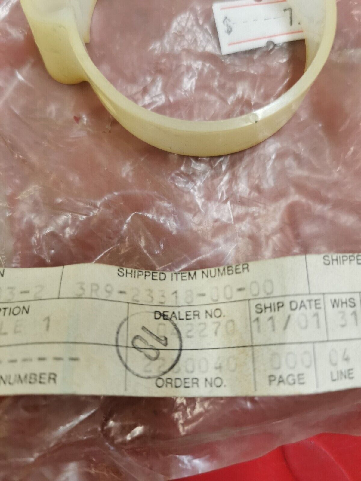 NOS Yamaha IT125 1980 - 1981 CABLE HOLDER 3R9-23318-00-00 Y25