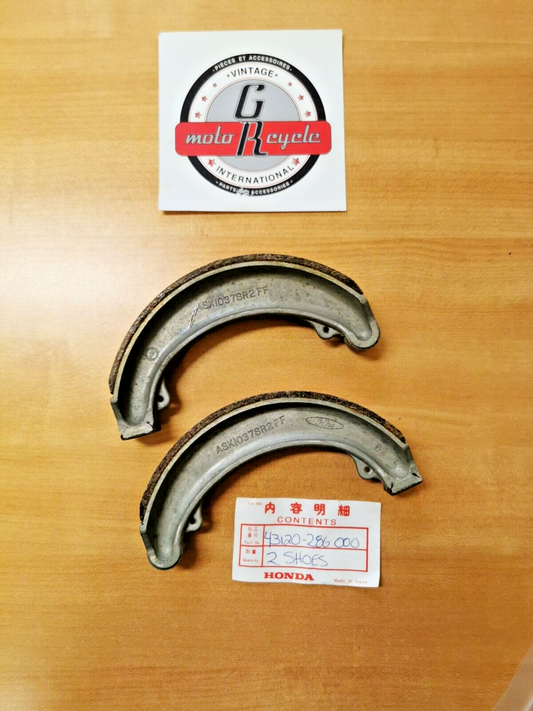 NOS HONDA CB360 CB350 CL360 CL350  SHOE   RR  BRAKE 43120-286-000  H23