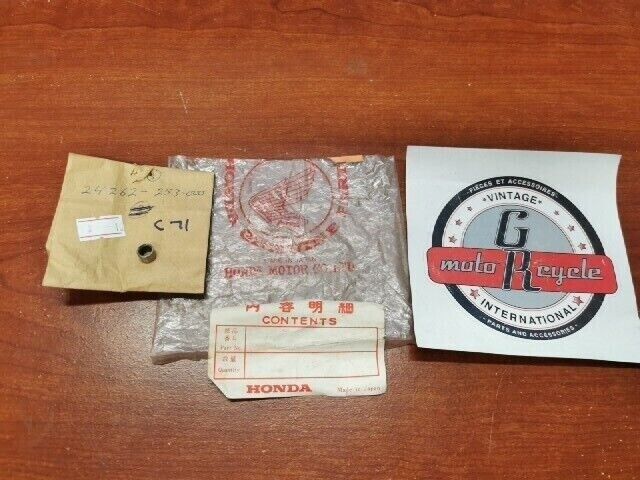 NOS Honda C70 C72 C75 C77 C78 C92 SHIFT FORK GUIDE PIN ROLLER 24262-253-000 H86