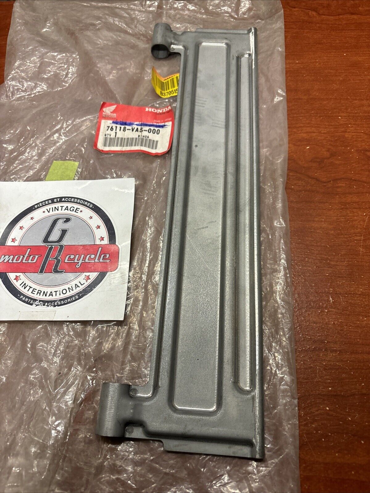 NOS Honda HR194 HR195 SAFETY SHIELD 76118-VA5-000 H174