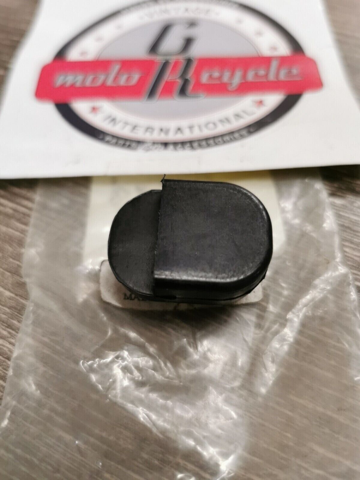 NOS HARLEY DAVIDSON FLT 1999 UP HardDrive Kickstand Rubber 50245-99 J34