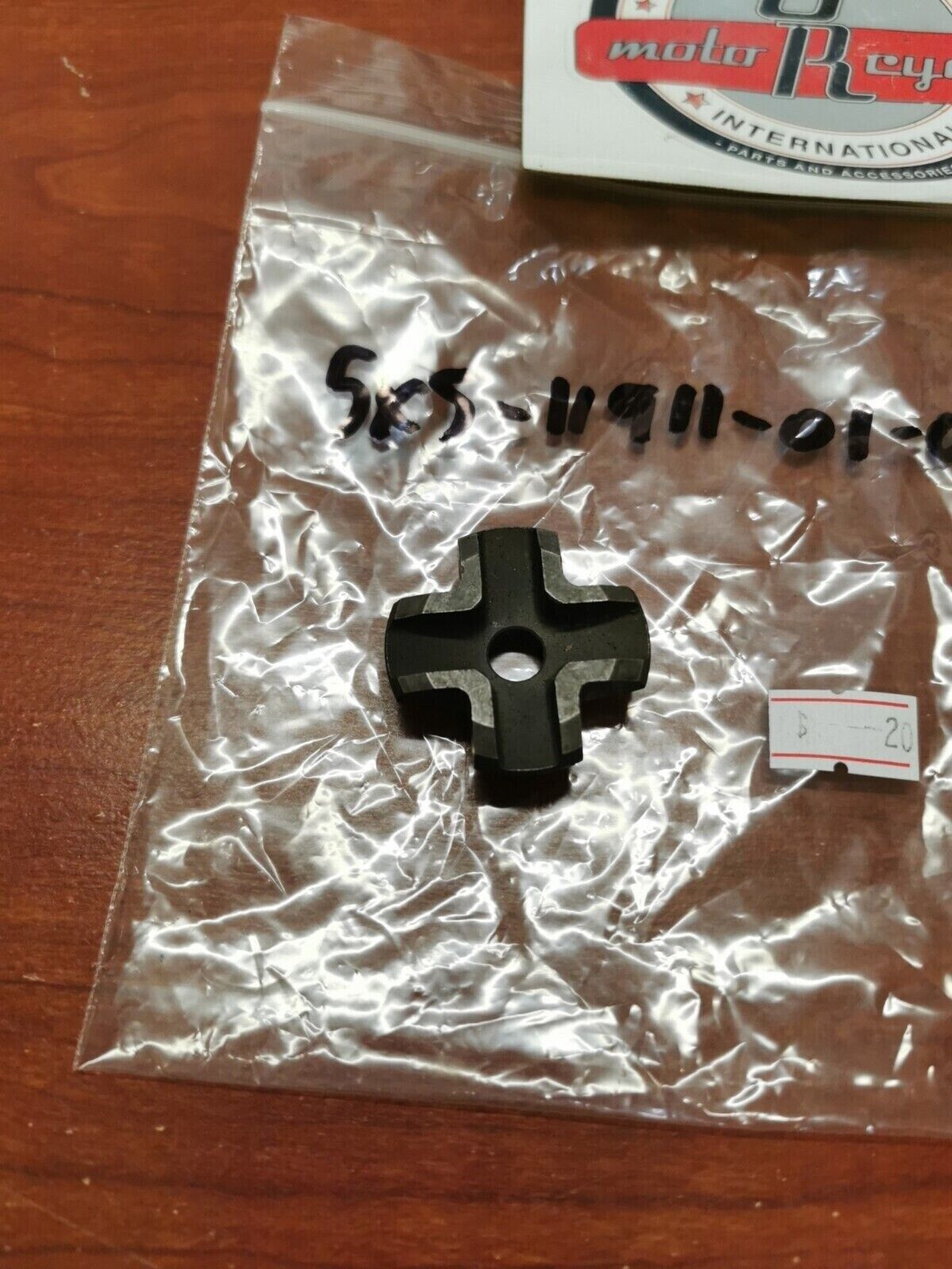 NOS Yamaha YZ80 YZ125 YZ250 WR250 RETAINER 5X5-11911-01-00 Y91