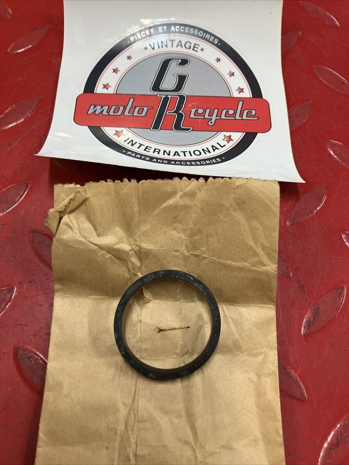 NOS Yamaha RD250 RD350 1974 FRONT TUBE SEAL GASKET 291-23163-60 Y25