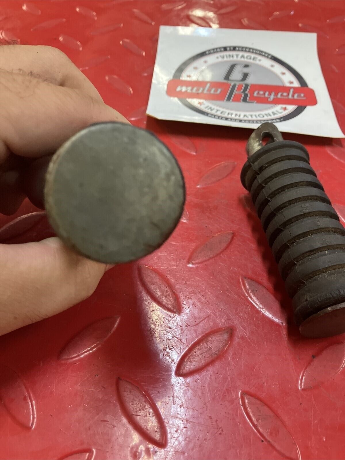 Yamaha RD400 1977 rear footrest footpeg foot peg rest step set 1976