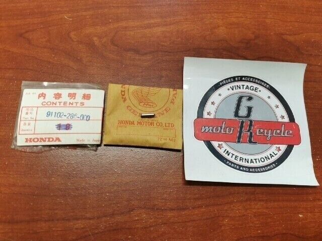 NOS Honda CL250 CL350 SL350 CB250 CB350 XL175 ROLLER (3X12.5) 91102-286-000 H68