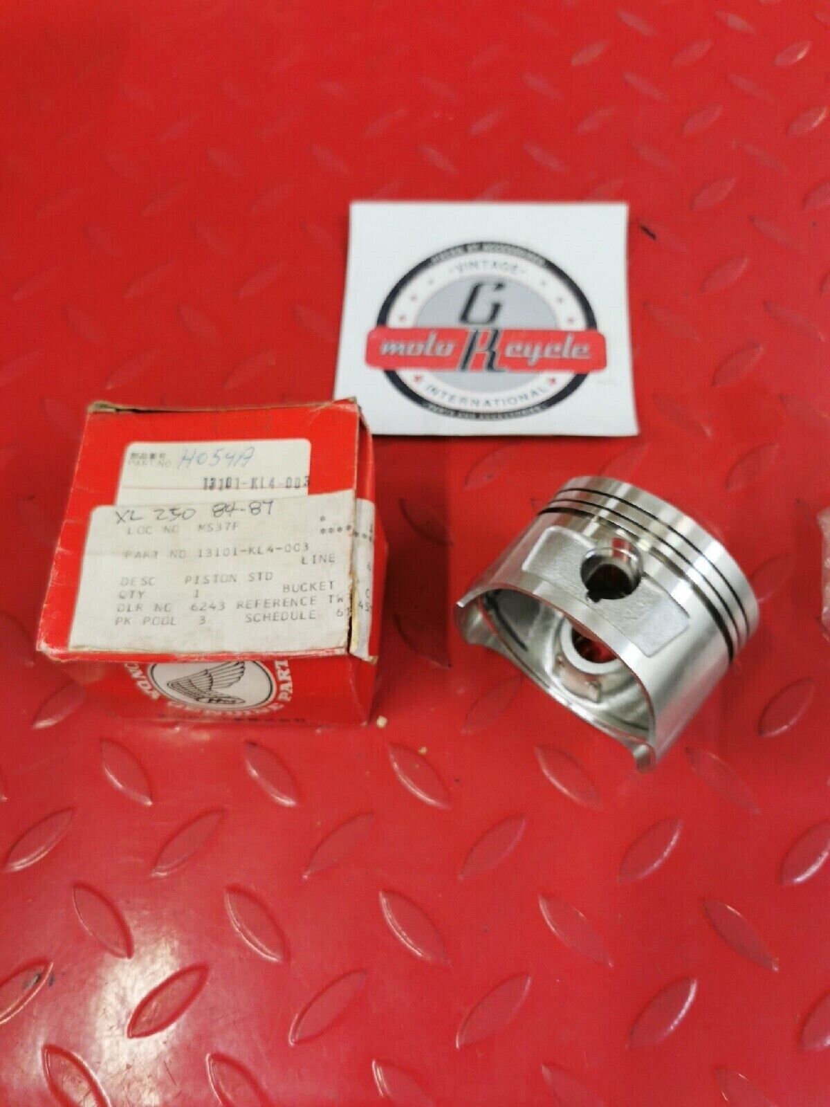 NOS HONDA XL250 XR250 1984 - 1987 PISTON STD  13101-KL4-003 H40