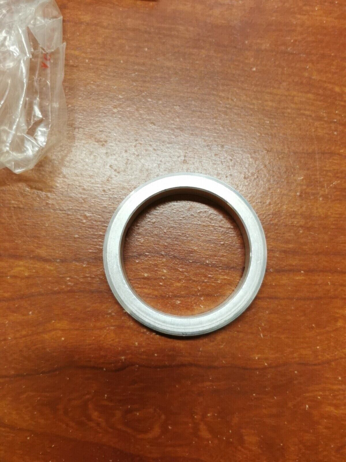 NEW NOS Honda 1979 - 1982 CB650 CB750 REAR WHEEL RETAINER 41231-300-020 H64