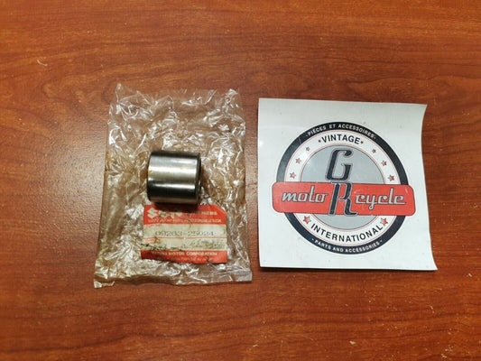 NEW NOS SUZUKI VX800 GSX1100 SV650S GS1000 GS1100 GS550 BEARING 09263-25024 S30