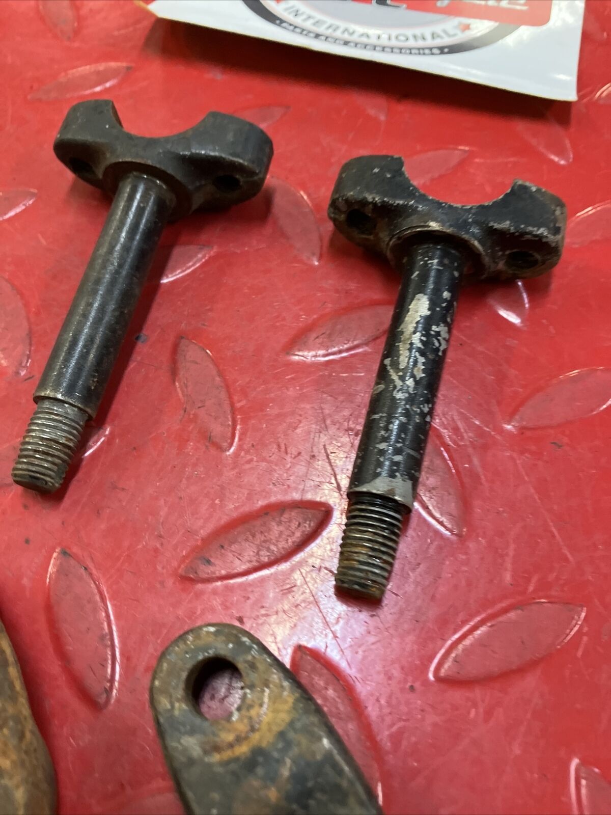 Yamaha RD400 1977 steering handlebar handle bar holder clamp 401-23441-00-98 2