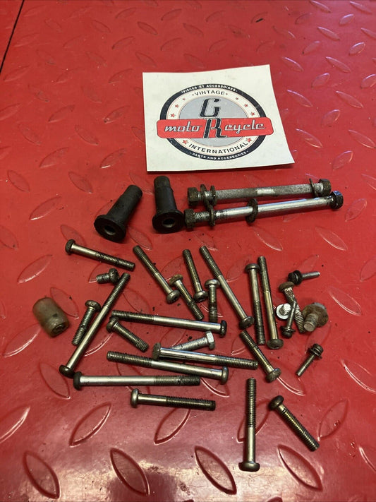 Suzuki RV90 1975 Engine motor crankcase cover hardware bolt