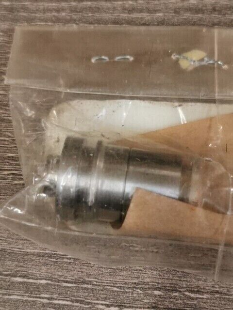 NOS YAMAHA 115ETK 1985 150ETK 90ETLK 1985 VALVE SUB ASSY 688-43802-01-00 Y112